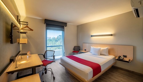 Superior Room, 1 Queen Bed with Sofa bed