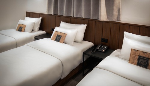 Triple Room