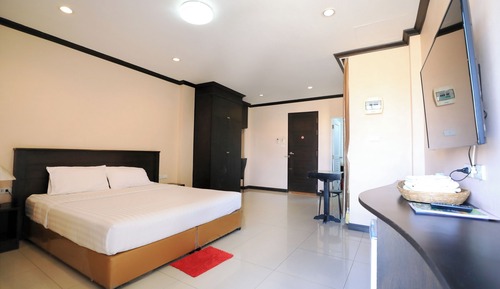 Standard Room, 1 King Bed