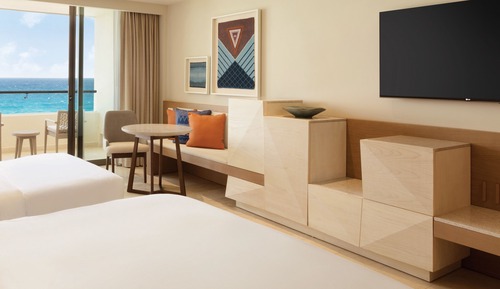 Ocean Front King (with Sofa Bed)