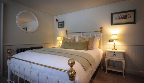 Traditional Double Room, Garden View