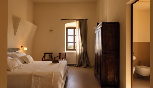 Luxury Suite, Pool View