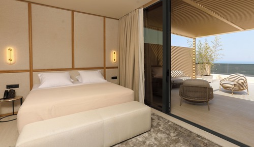 Junior Suite Sea View with Outdoor Jetted Tub