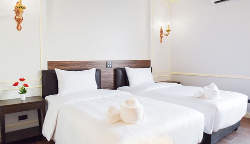 Deluxe Twin Room, City View