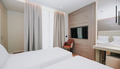 Standard Twin Room, Balcony, Courtyard View