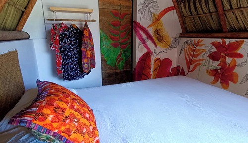 Comfort Cabin, 1 Queen Bed, Private Bathroom