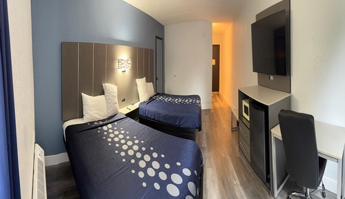 Standard Room, 2 Queen Beds, Non Smoking