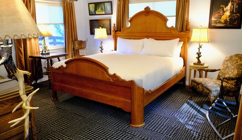 Superior Double Room, 1 King Bed, Mountain View