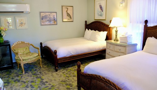 Superior Quadruple Room, 2 Queen Beds, Roll-in Shower, Mountain View