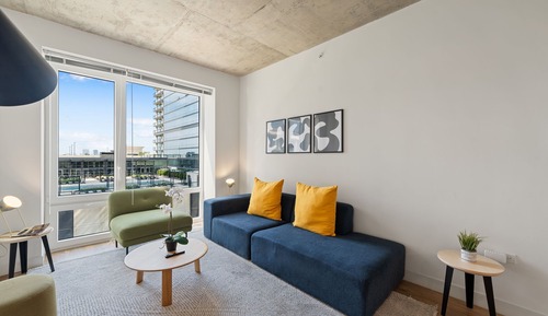 Traditional Apartment, City View