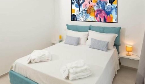 Classic Double Room, Partial Sea View