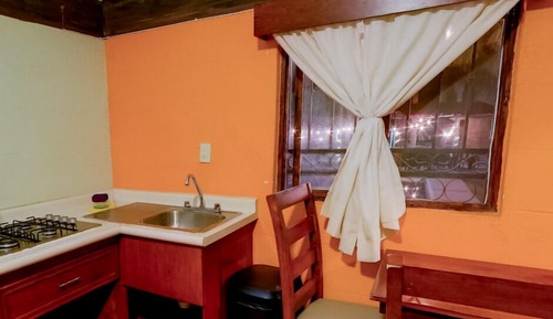 Family Cabin, Pool View
