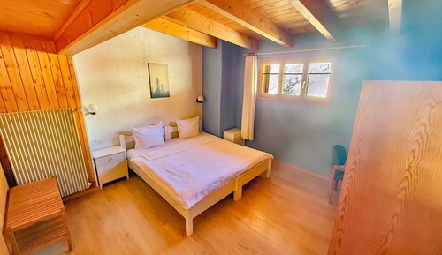 Family Room, Private Bathroom, Mountain View