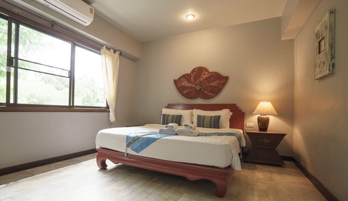 Deluxe Double Room, Pool View