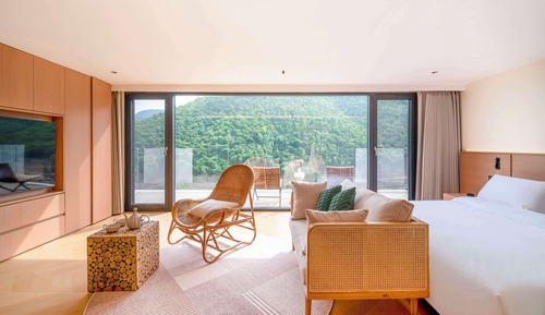 Superior Double Room, Mountain View