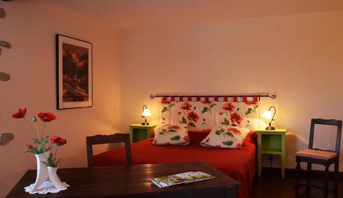 Classic Triple Room, Garden View