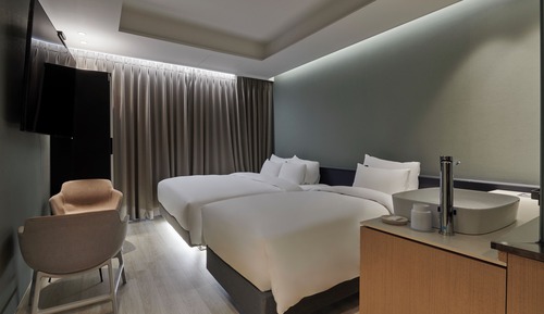 Twin Room, City View