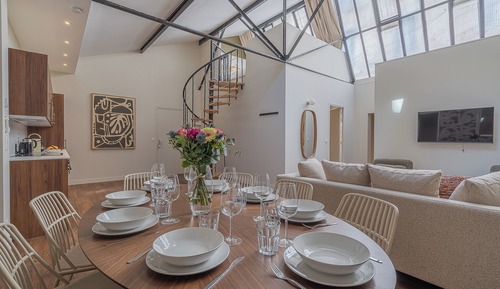 Deluxe Loft