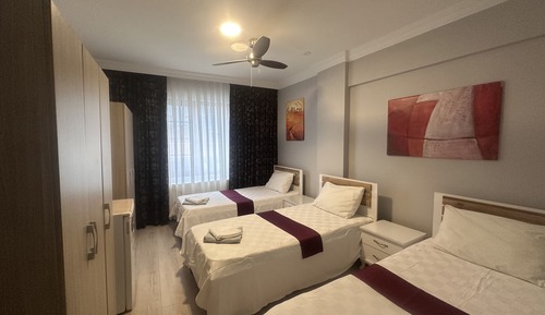 Economy Triple Room