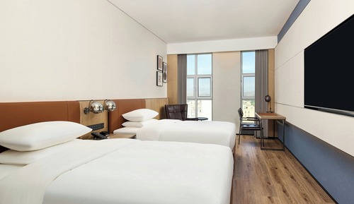 Room, 2 Double Beds, City View