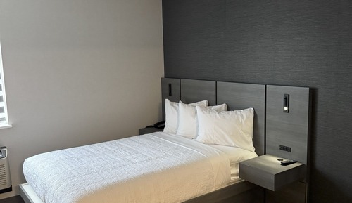 Double Room, 1 Double Bed, Accessible Bathtub, Non Smoking