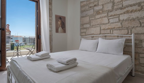 Split Level Suite with Two Bedrooms