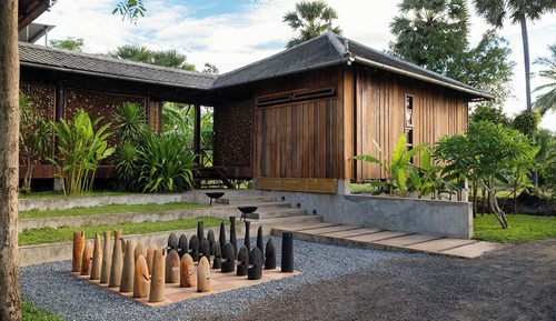 The Royal Villa