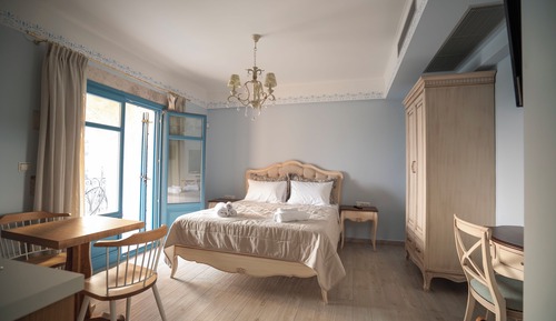 Comfort Suite, Garden View