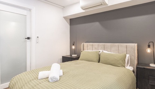 Studio, 1 Queen Bed