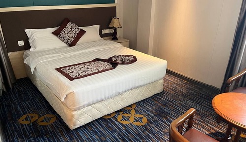 Deluxe Double Room, City View