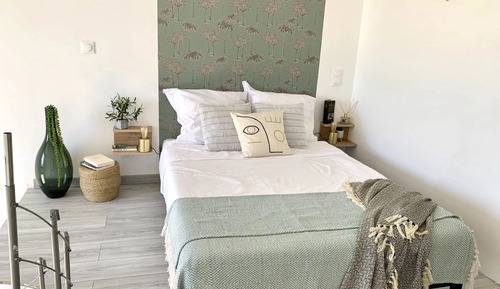 Economy Apartment, Patio, Garden View