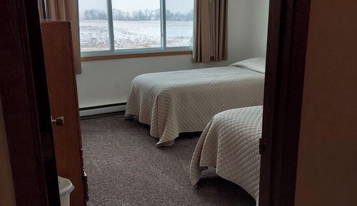 Deluxe Condo, Lake View