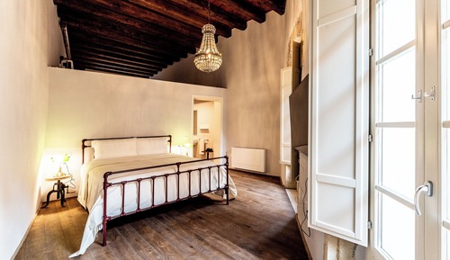 Standard Studio Suite, Balcony, City View