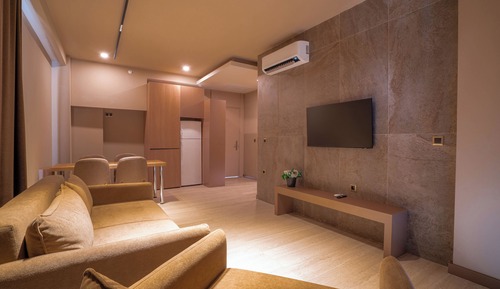 Apartment, 1 Bedroom, Pool View