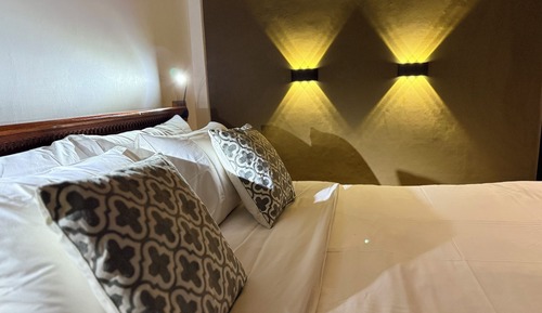 Kawarin Kanpuri Villas 1