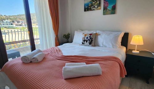 Double Room, Partial Sea View