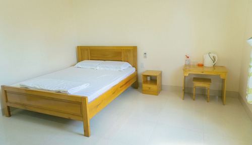 Double Room Single Use, 1 Queen Bed, Pets Allowed