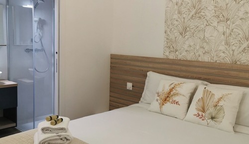 Family Triple Room, Garden View