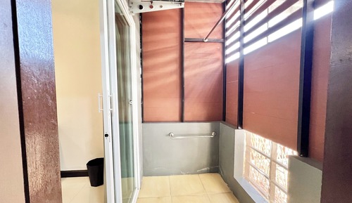 Deluxe Room, 1 King Bed