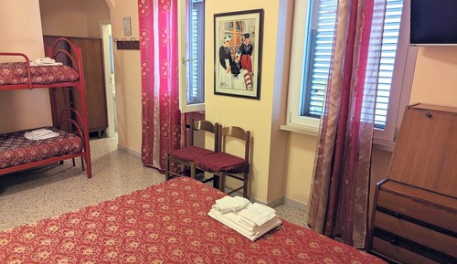 Standard Quadruple Room