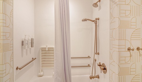 Suite, 1 King Bed, Accessible, Bathtub