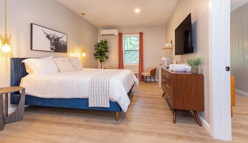 Luxury Suite, River View