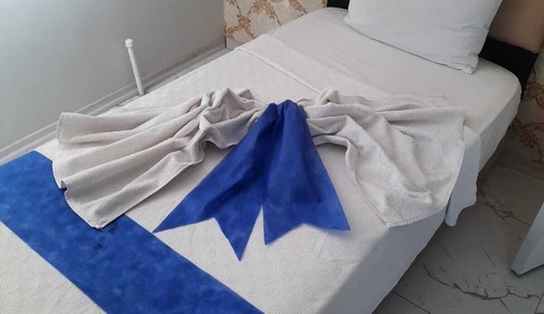 Grand Room, 1 Bedroom, Balcony, Valley View