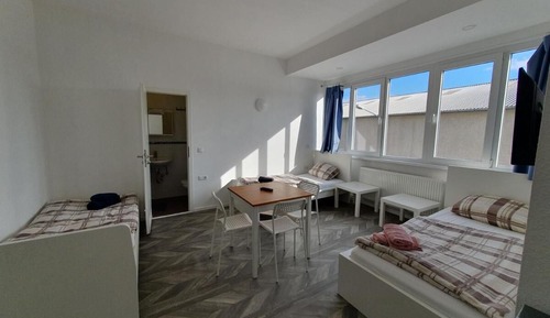 Basic Triple Room