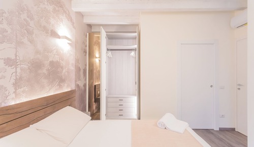 Apartment (1 Bedroom)