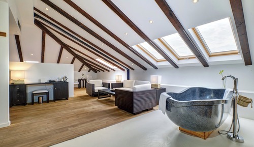 Deluxe Suite, 1 King Bed