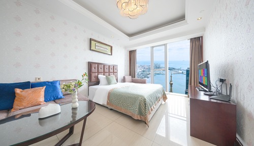 Side Sea Executive Family Suite