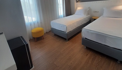 Standard Twin Room, Non Smoking, Garden View