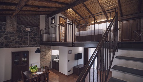 Deluxe Room, Vineyard View
