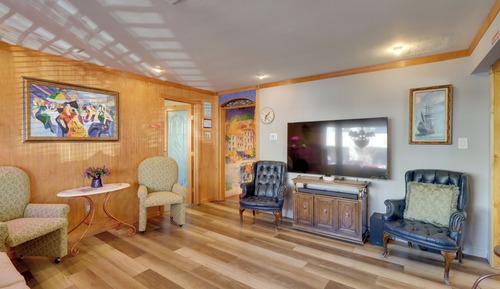 House (4 Bedrooms)
